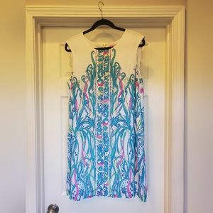 Lilly Pulitzer White and Blue Print Sheath Dress Size Large